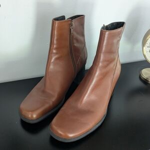 Liz Claiborne Brown Leather Boots